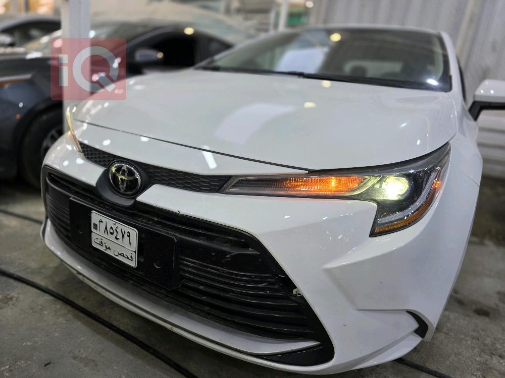 تۆیۆتا کۆرۆلا